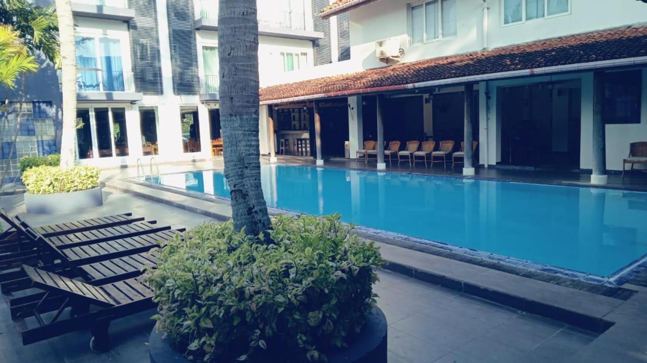 Hotel Earl'S Red Passikudah Esterno foto