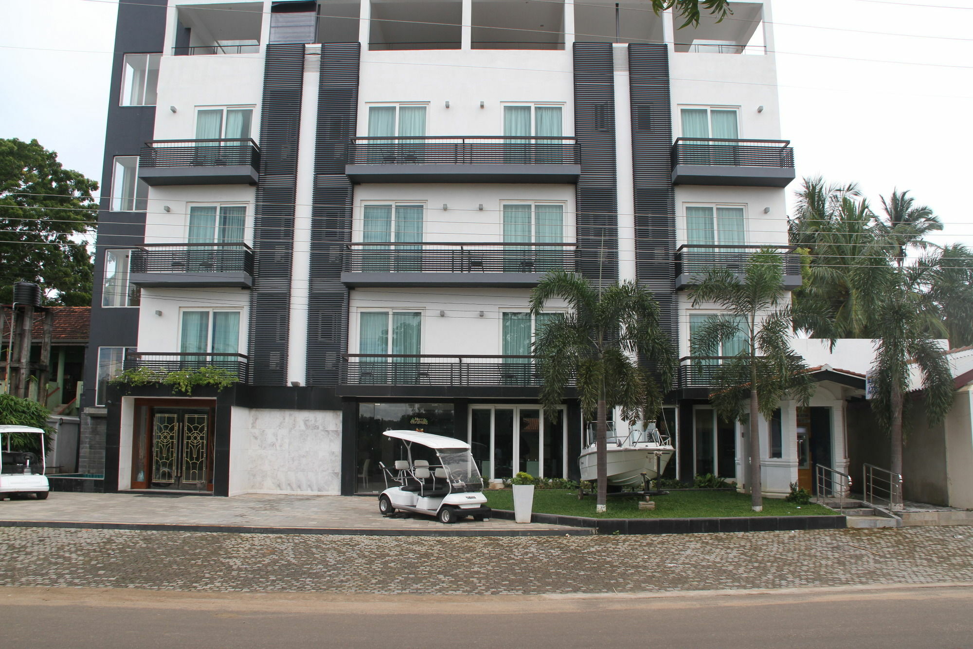 Hotel Earl'S Red Passikudah Esterno foto
